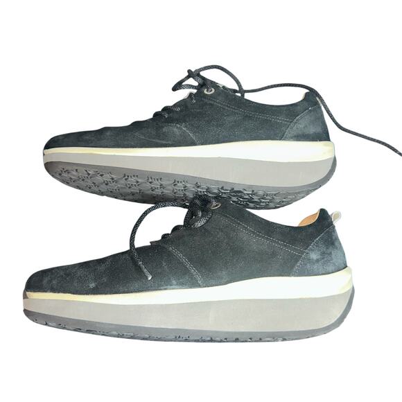 Hartjes Black Suede Sneakers Size 8.5 US 6 UK Comfort  Hartjes Black Suede Sneakers Size 8.5 US 6 UK Comfort Walking Shoes Vibram Sole